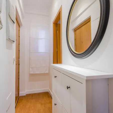 Super Cool Apt para 4pax en Plaza de Chueca-2